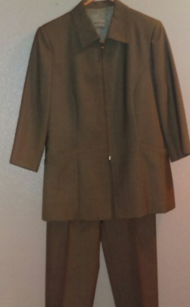 Vinh Nguyen Pantsuit